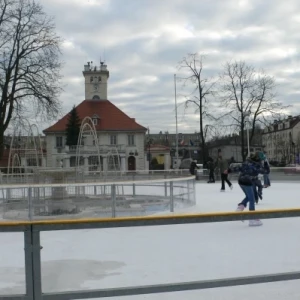 lodowisko w bloniach2